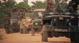 Кадр из фильма "Мертвые" - 2