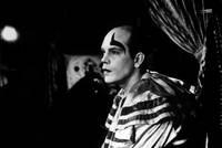 Кадр Тени и туман