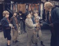 Кадр Оливер!