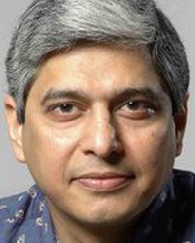 Викас Сваруп фото