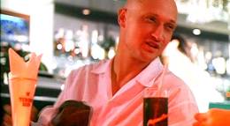 Кадр из фильма "Мама не горюй" - 2