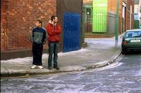 Кадр Адам и Пауль