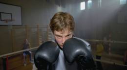 Кадр из фильма "В 17 лет, или Девочки – лучшие мальчики" - 2