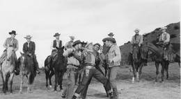 Кадр из фильма "Человек из Ларами" - 2