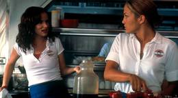 Кадр из фильма "С меня хватит" - 2