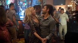 Кадр из фильма "За бортом" - 1