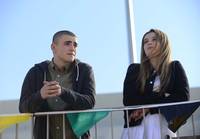 Кадр Красные браслеты 