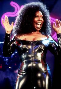 Кадр Сестричка, действуй 2