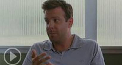 Трейлер в переводе Дмитрия Пучкова (русский язык)