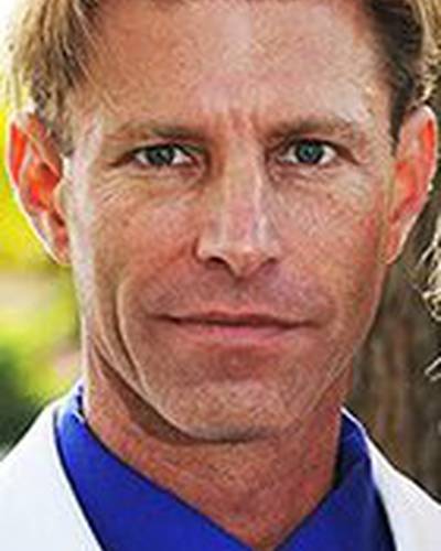 Кеннет Йен Дэвис фото