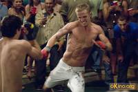 Кадр Никогда не сдавайся