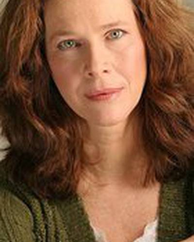 Айрис Куинн фото