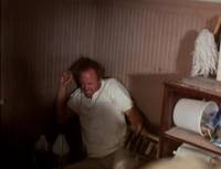 Кадр Вдали от дома