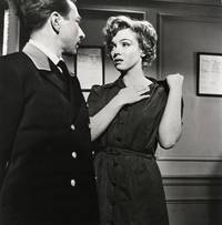 Кадр Можешь не стучать