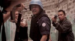 Кадр из фильма "Метрополитен Манила" - 1