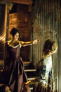 Кадр Ведьмы Ист-Энда