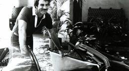 Кадр из фильма "Частный детектив Магнум" - 1