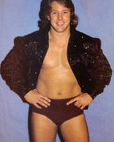 Том Причард фото