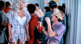 Кадр из фильма "Мальчишник" - 1