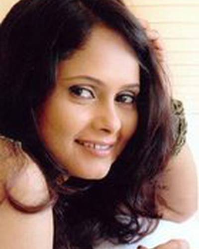 Садия Сиддики фото