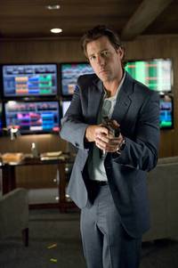 Кадр Я, Алекс Кросс