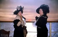 Кадр И корабль плывет