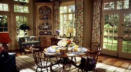 Кадр из фильма "Стэпфордские жены" - 2