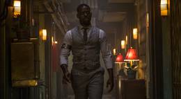 Кадр из фильма "Отель «Артемида»" - 1