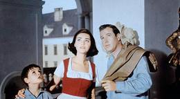 Кадр из фильма "An der Donau, wenn der Wein blüht" - 1