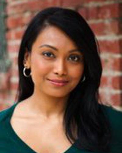 Jacintha Charles фото