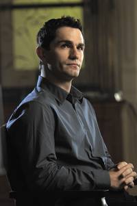 Кадр Быть человеком