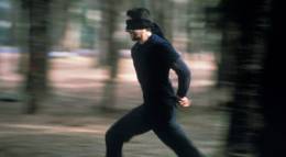 Кадр из фильма "Интакто" - 2