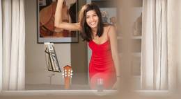 Кадр из фильма "Ты встретишь таинственного незнакомца" - 2