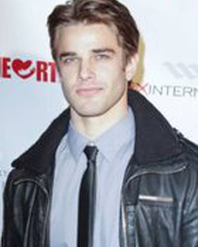 Brian Borello фото