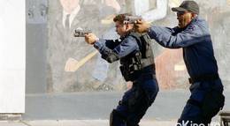 Кадр из фильма "S.W.A.T.: Спецназ города ангелов" - 2