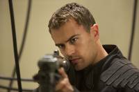 Кадр Дивергент, глава 2: Инсургент