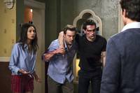 Кадр Быть человеком