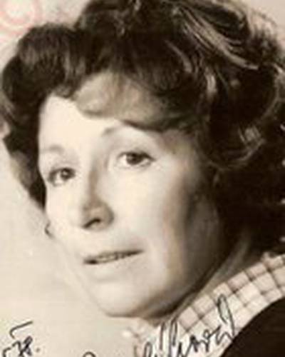 Нина Попеликова фото