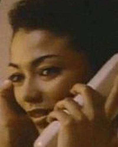 Лаура Керрингтон фото