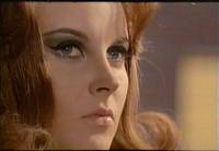 Кадр Андреа – как листок на голом теле