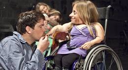 Кадр из фильма "Всё будет хорошо" - 2