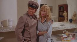 Кадр из фильма "Из другого мира" - 1