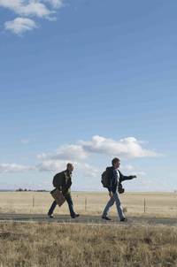 Кадр Том и Вайт уделывают Америку