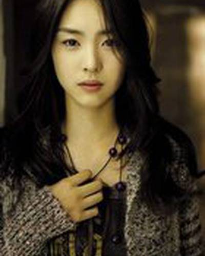 Ли Ён Хи фото