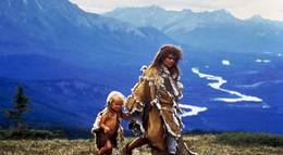 Кадр из фильма "Клан Пещерного Медведя" - 2