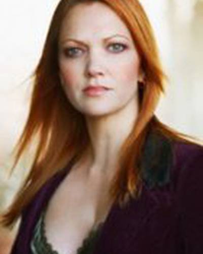 Лаура Майес фото