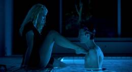 Кадр из фильма "Пловец" - 1