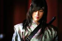 Кадр Хон Гиль Дон