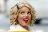 Кадр Блондинка с амбициями