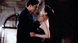 Кадр из фильма "С почестями" - 1